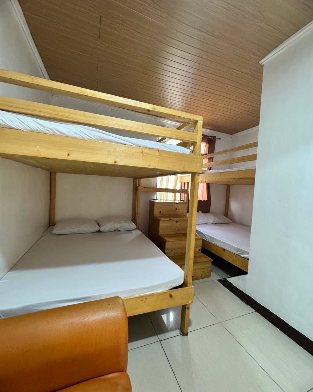Kaleen's Baguio Transient House — Transient House Photo 1