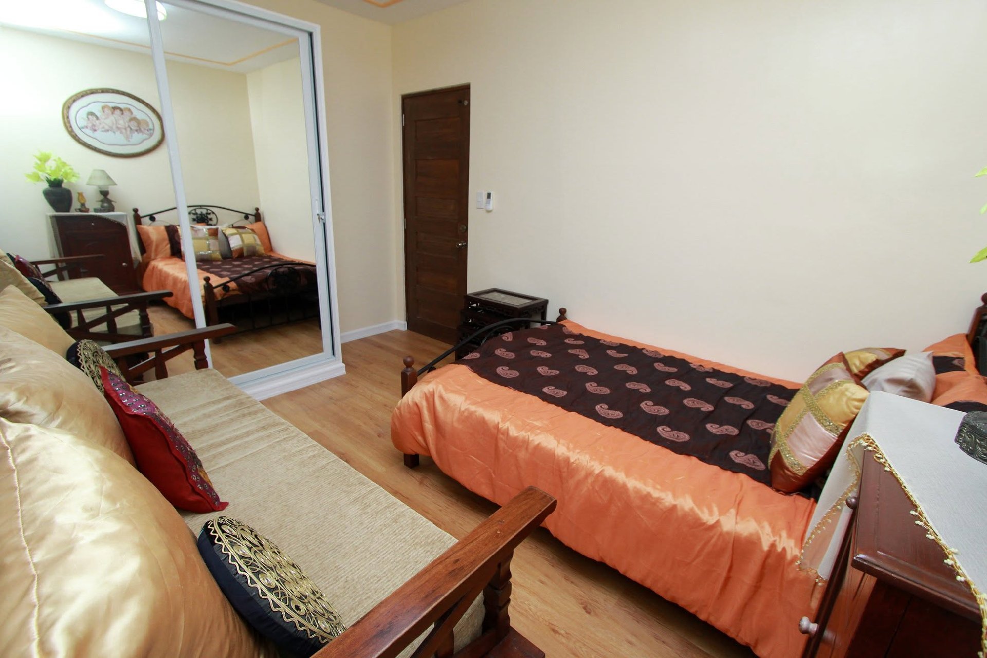 Laoag Tour Ilocandia Transient House — Transient House Photo 2