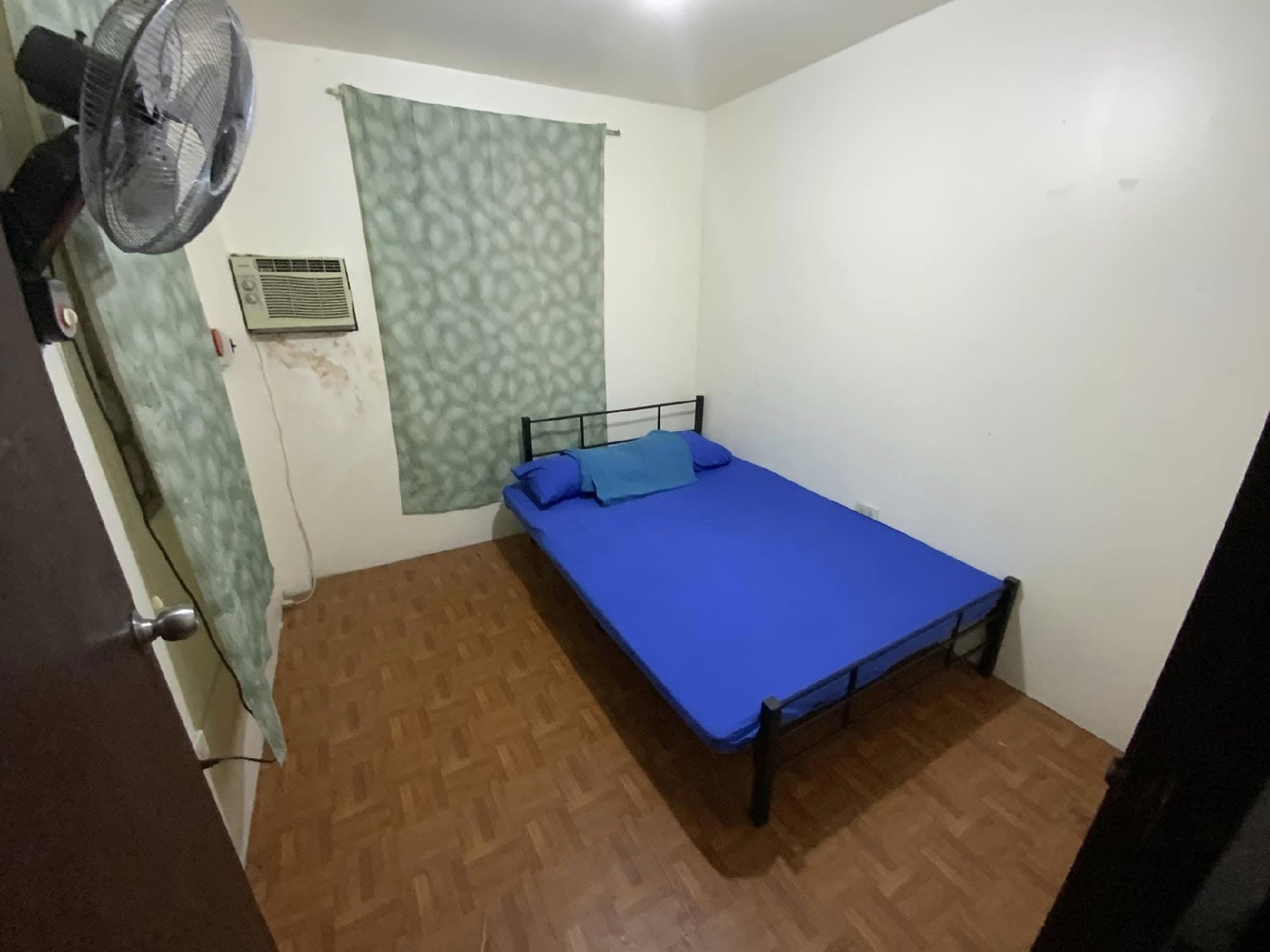 Transient House for Rent in Calamba City (Kastilyo Transient House - Mahogany) — Transient House Photo 2