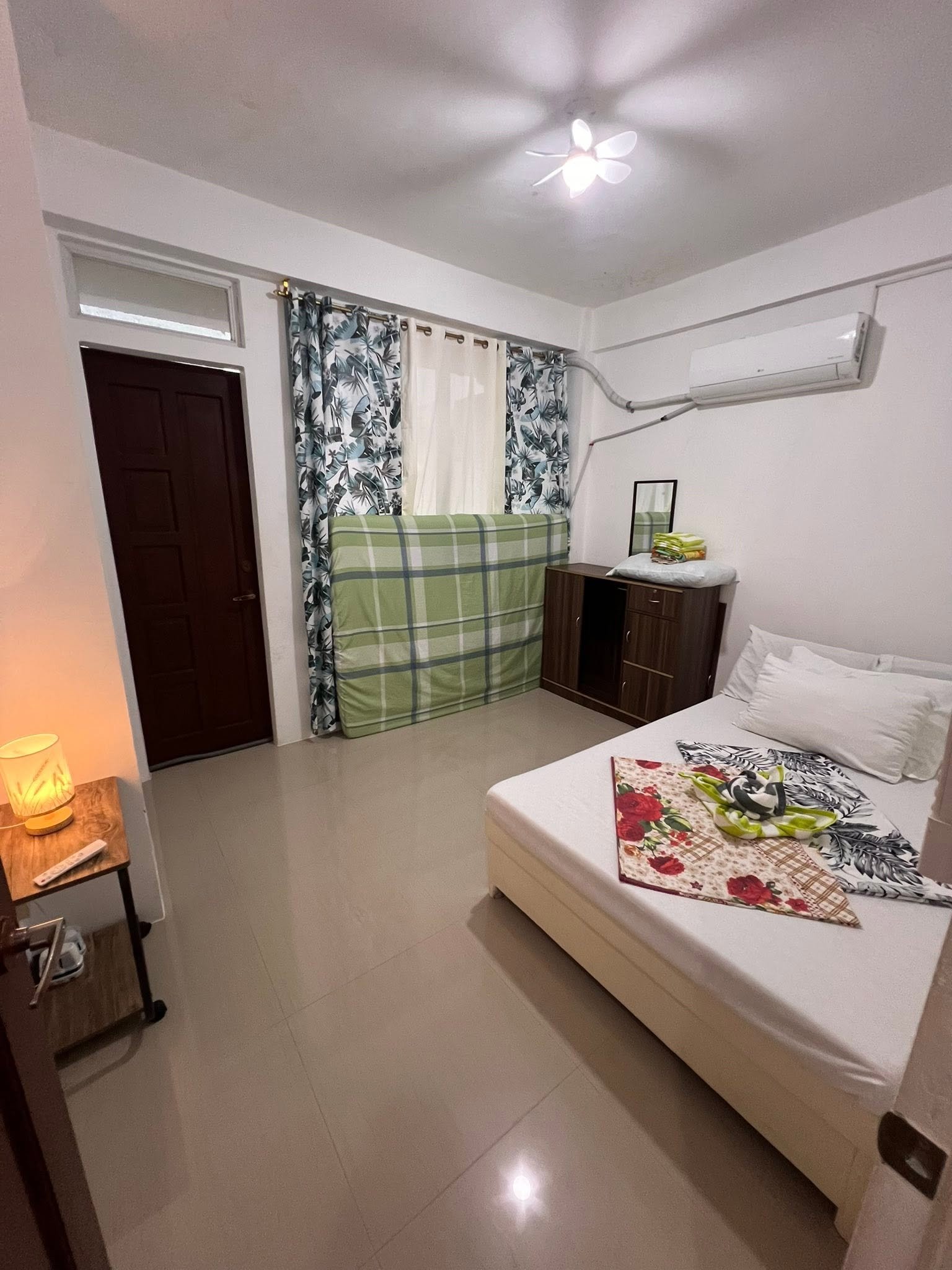 RandBulz Staycation Place — Transient House Photo 2