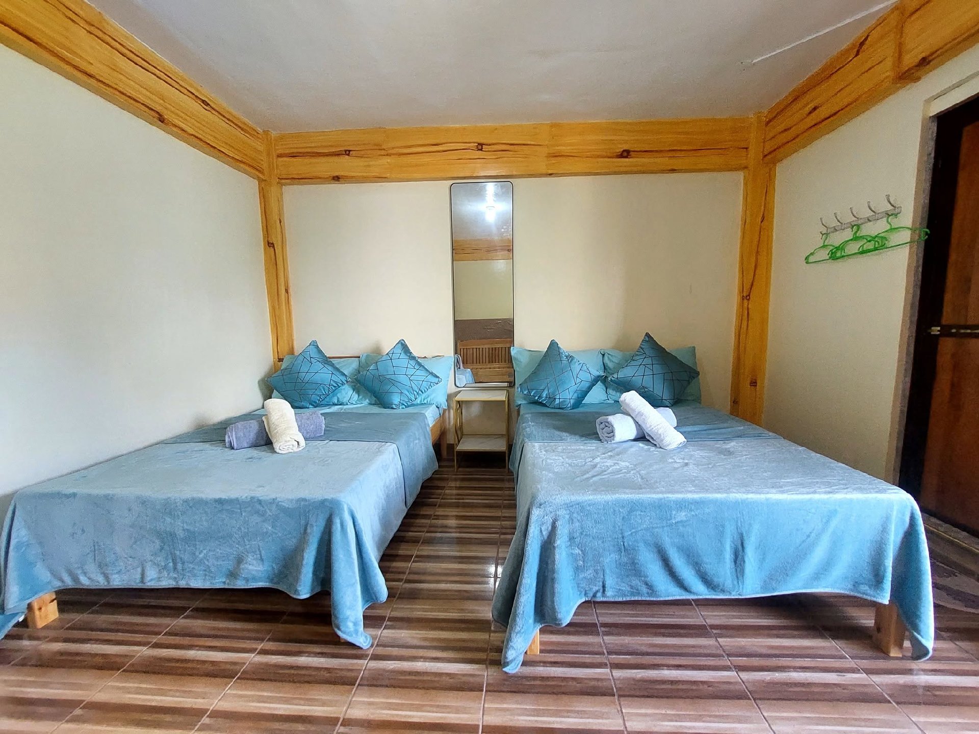Kadpay Lodge  — Transient House Photo 1