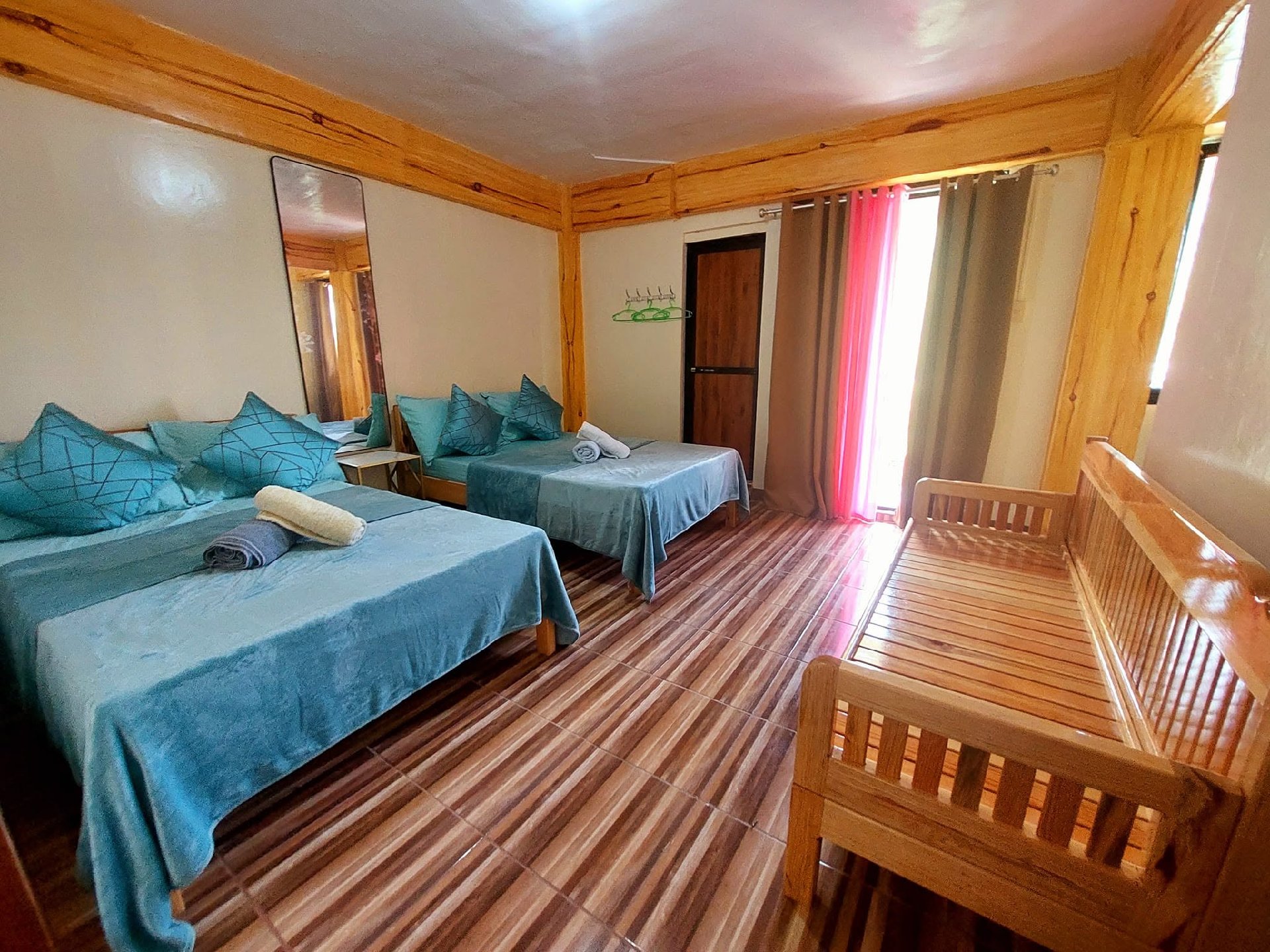 Kadpay Lodge  — Transient House Photo 2