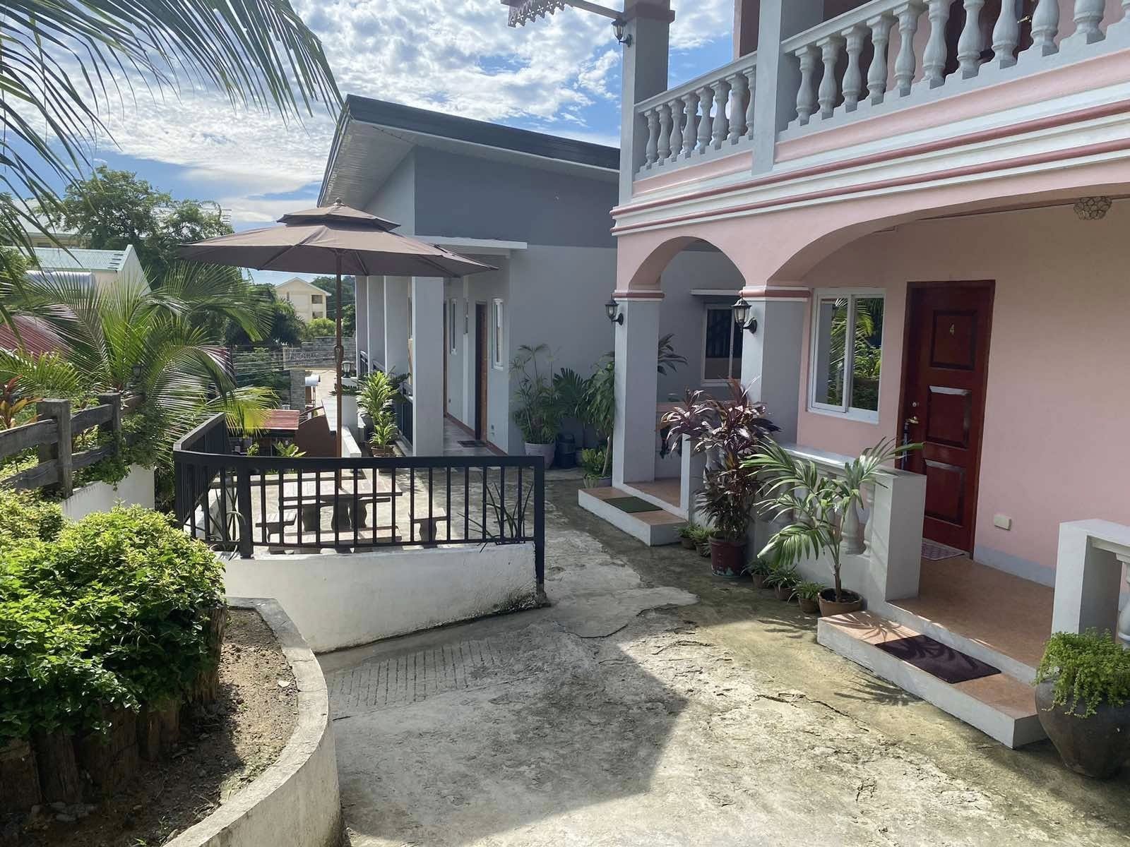 Ridge Point Vigan City  — Transient House Photo 3