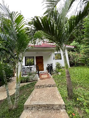 La Cebuano Family Resthouse  — Transient House in Nasugbu, Batangas