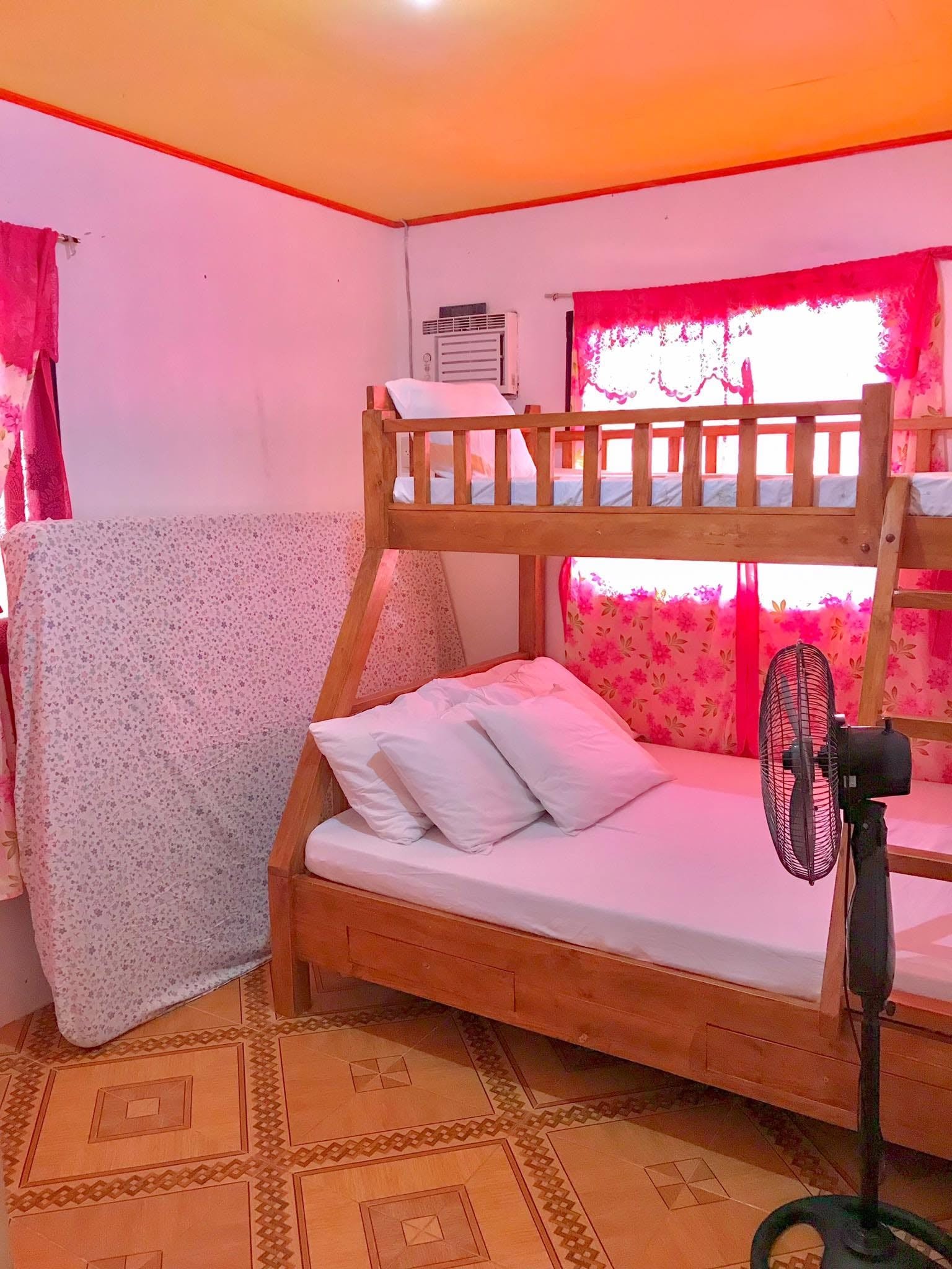 Patar white sand beach, Ate Rose Transient house  — Transient House Photo 2