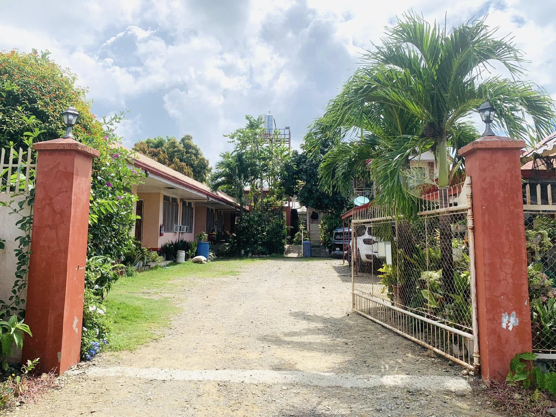 Joseliza Pension House — Transient House Photo 2